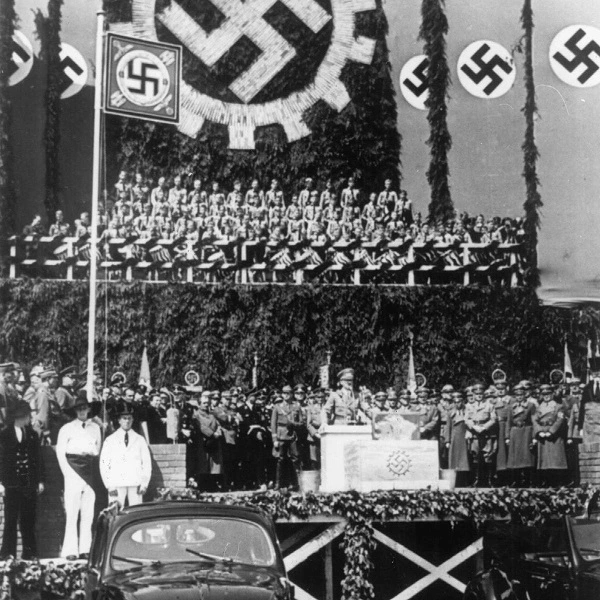 Речта на Хитлер при откриването на завода на Фолксваген