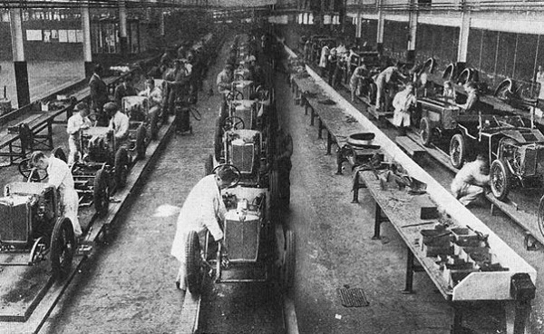 Конвейерната линия на Ford през 1908 г