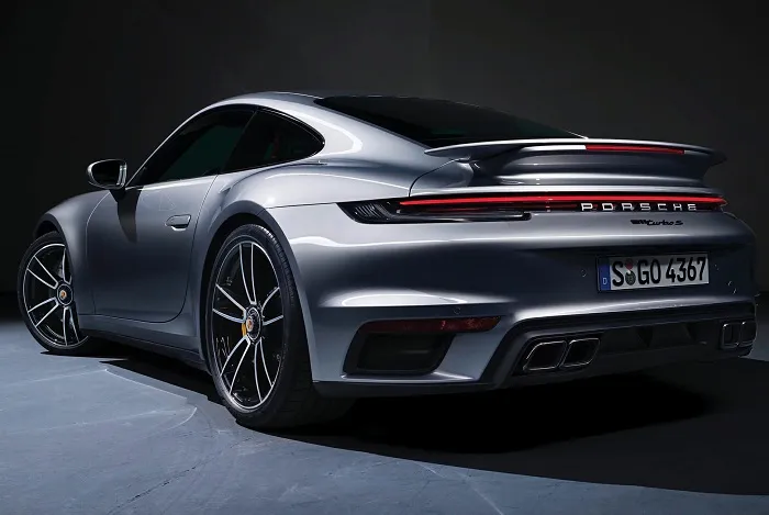 Ново Porsche 911, 2023 г