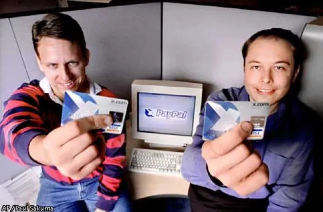 Питър Тийл и основателят на PayPal Илон Мъск, 2000 г