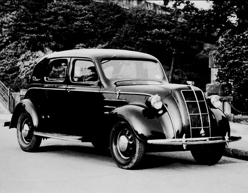 Първият лек автомобил Toyota модел AA 1936 г