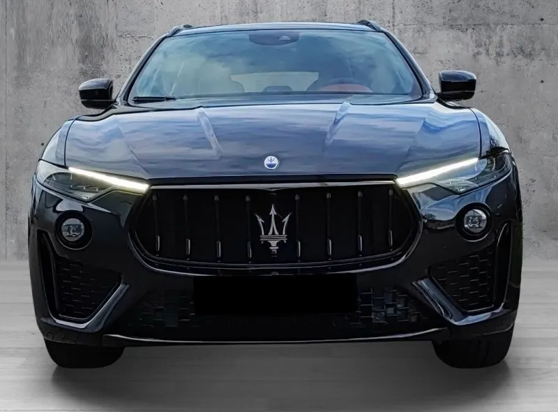 Maserati Levante GT Hybrid =NEW= Nerissimo Pack/Panorama Гаранция Image 2