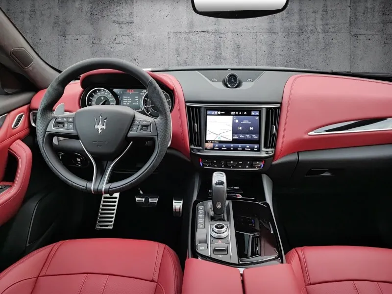 Maserati Levante GT Hybrid =NEW= Nerissimo Pack/Panorama Гаранция Image 7
